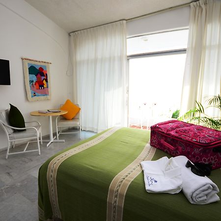 Dolphin Cove Inn Manzanillo Εξωτερικό φωτογραφία
