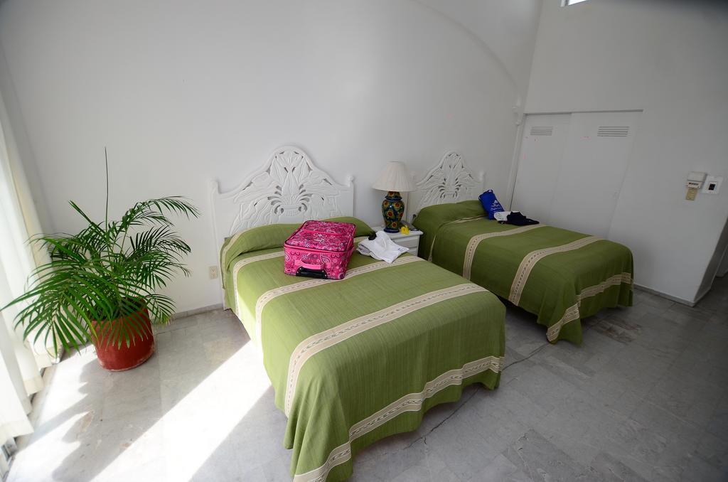 Dolphin Cove Inn Manzanillo Εξωτερικό φωτογραφία