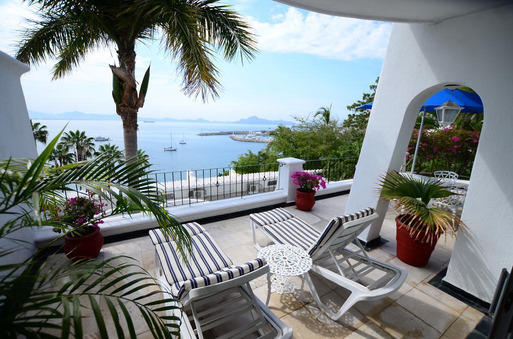 Dolphin Cove Inn Manzanillo Εξωτερικό φωτογραφία