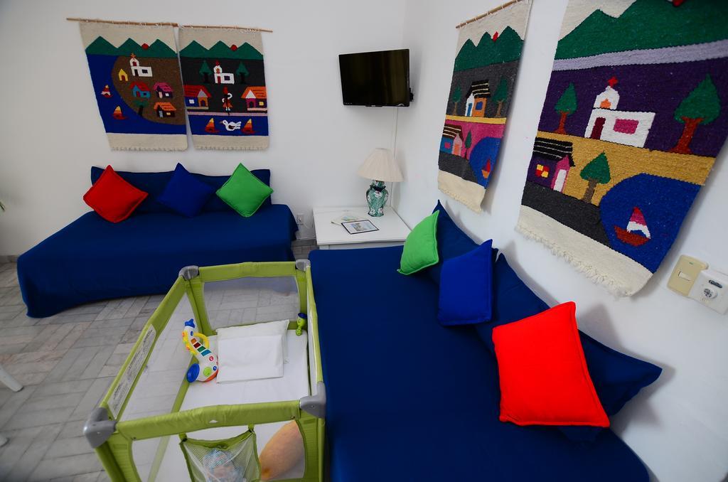 Dolphin Cove Inn Manzanillo Εξωτερικό φωτογραφία