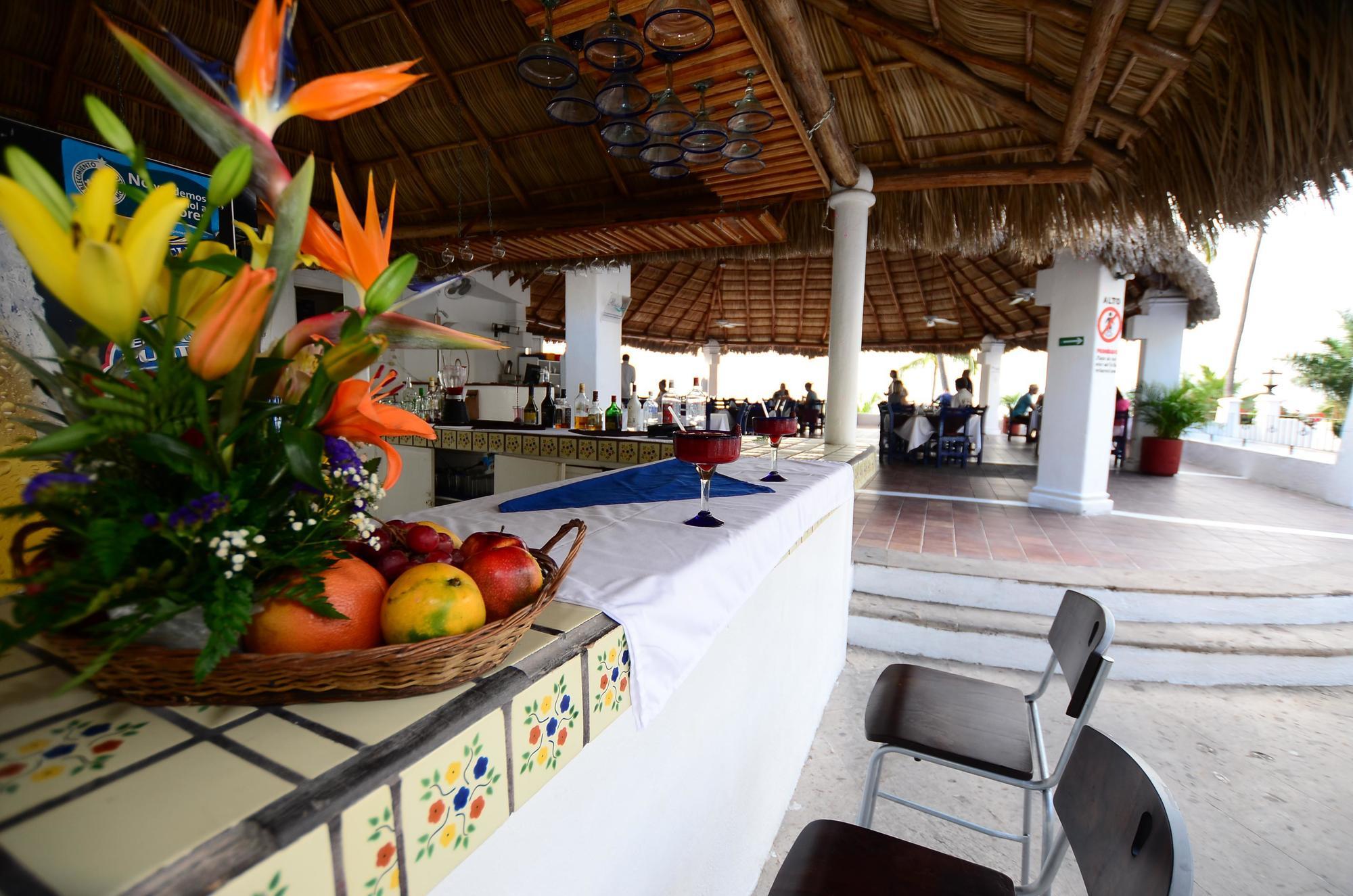 Dolphin Cove Inn Manzanillo Εξωτερικό φωτογραφία