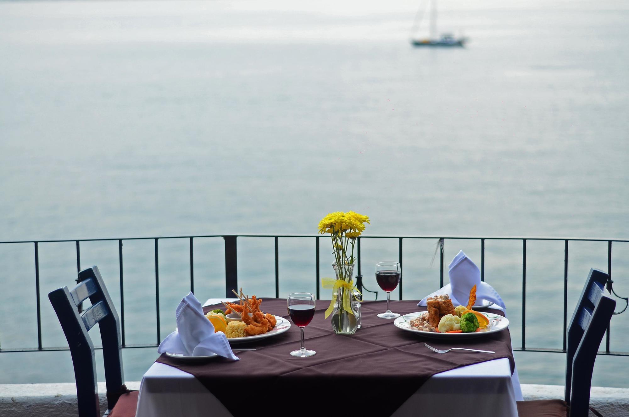 Dolphin Cove Inn Manzanillo Εξωτερικό φωτογραφία